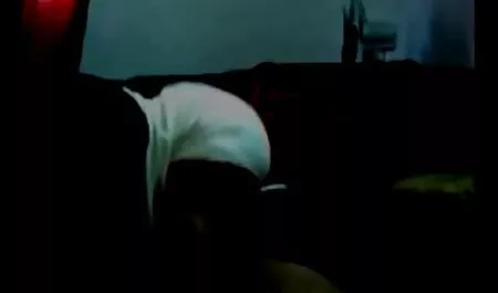 Holly está en videos de mujeres casadas infieles el cielo,
