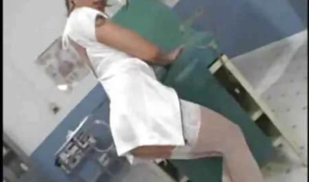 Grande Jo pela su ropa con engaña a su marido xxx un hermoso